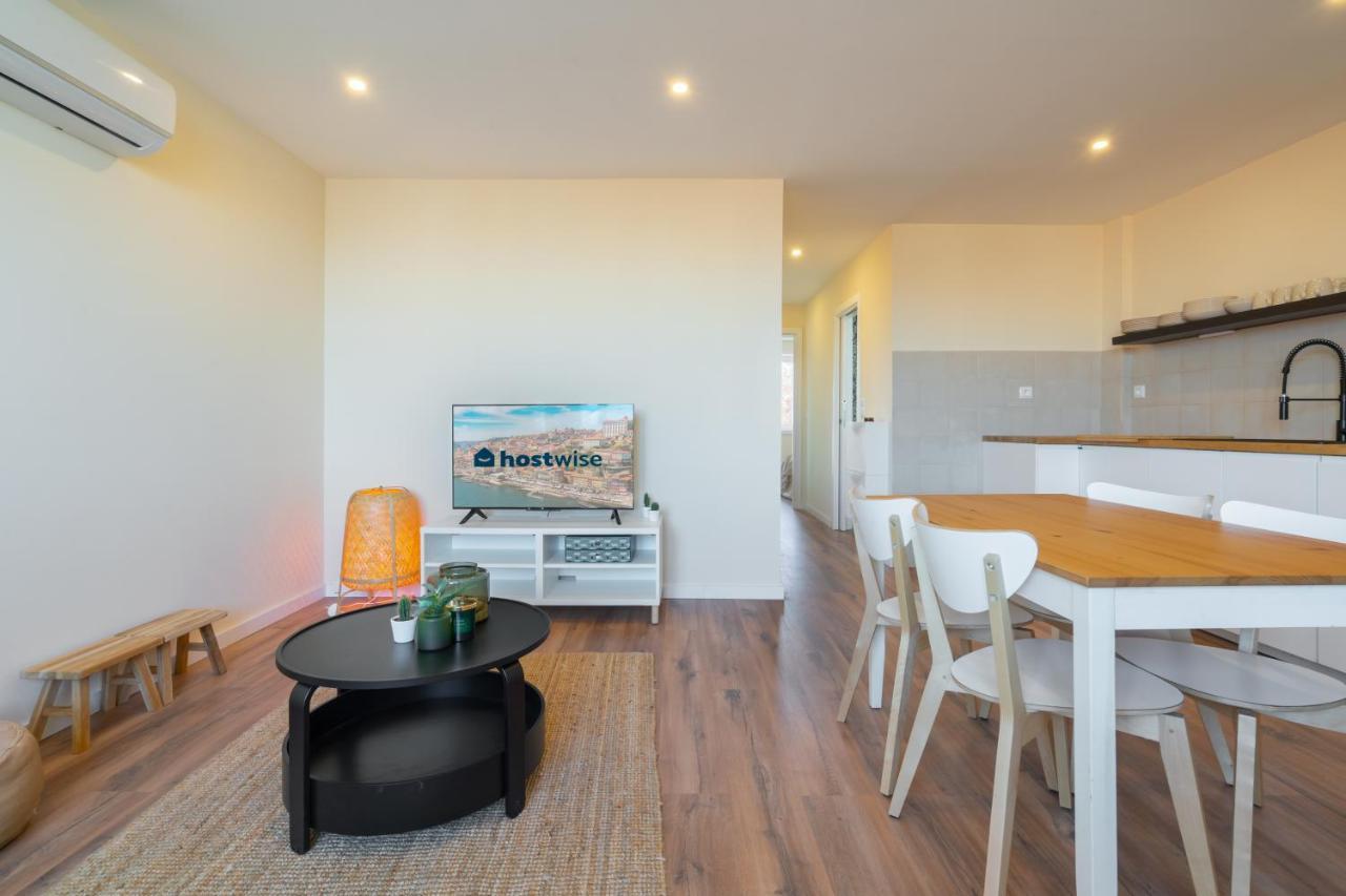 Апартаменты Host Wise - Fantastic Contemporary Flat W Balcony Порту Экстерьер фото