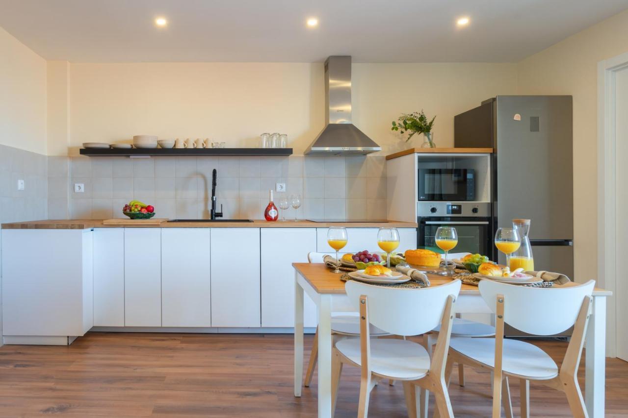 Апартаменты Host Wise - Fantastic Contemporary Flat W Balcony Порту Экстерьер фото