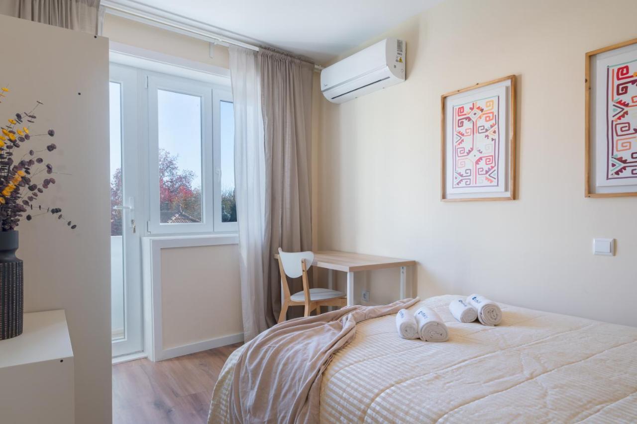 Апартаменты Host Wise - Fantastic Contemporary Flat W Balcony Порту Экстерьер фото